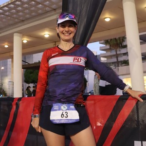 ✨ Focus athlète | Mélanie Ragot ✨ Entre Tri Kids et Championnat du Monde IM 70.3 à Marbella, Mélanie ne s’arrête jamais, et toujours habillée en POLI, sur l’entraînement comme en compétition !👉 Ses objectifs 2026 : • Le FSD engagé pour la première fois à la Landesliga • Les Tri Kids toujours présents sur le Nachwuchscup • Un moment fort en famille avec l’Ironman 70.3 Westfriesland • Et le mythique Triathlon de Hambourg📸 5 km HOKA Fun Run@freie_schwimmer_duesseldorf @nadege_de_poli #Triathlon #Ironman703 #TeamSpirit #TriKids #RoadTo2026