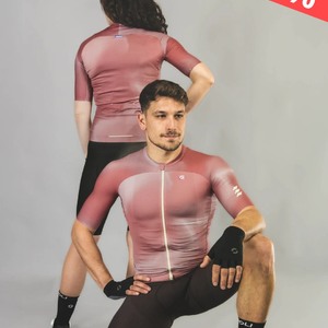 -50% SUR UNE SÉLECTION CYCLISME 🚴Maillots, vestes et cuissards POLI à prix réduit. Des équipements techniques pensés pour rouler tout l’été.🔥Jusqu’à -50% ⚡ Stocks limités selon tailles et coloris 👉 Profitez des soldes#soldes #été #soldesété #teampoli #cyclisme #cycling