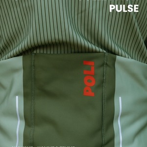 POLI vous proPULSE !❄️Découvrez nos vestes thermiques unisexe de la collection PULSE !Confectionnée dans une matière principale très extensible avec une membrane imperméable, coupe-vent, respirante et doublée de polaire, elle est idéale pour la saison hivernale.Disponible en deux coloris pour les hommes et en deux coloris pour les femmes, afin de s'adapter à tous les styles !👉Rdv sur notre site web#Cyclisme #Cycling #teamPOLI #fallseason #autumn #winter #premium
